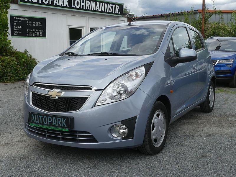 Blau Gebraucht 2010 Chevrolet Spark LS Kleinwagen | 3.490 € (Fairer Preis) - Bild 1/4
