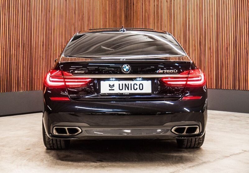 Gebraucht BMW M760 Performance 609 PS (447 kW) 2017 Schwarz Limousine