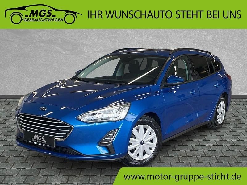 Lackierung metallic "dynamicb Gebraucht 2019 Ford Focus Trend Kombi | 14.490 € (Teuer) - Bild 1/4
