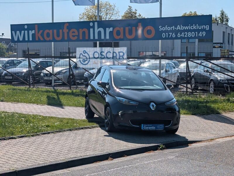 Schwarz Gebraucht 2017 Renault Zoe Intens Kleinwagen | 8.999 € (Teuer) - Bild 1/4