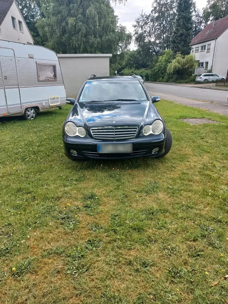 Gebraucht Mercedes C200 165 PS (121 kW) 2004 Blau Kombi