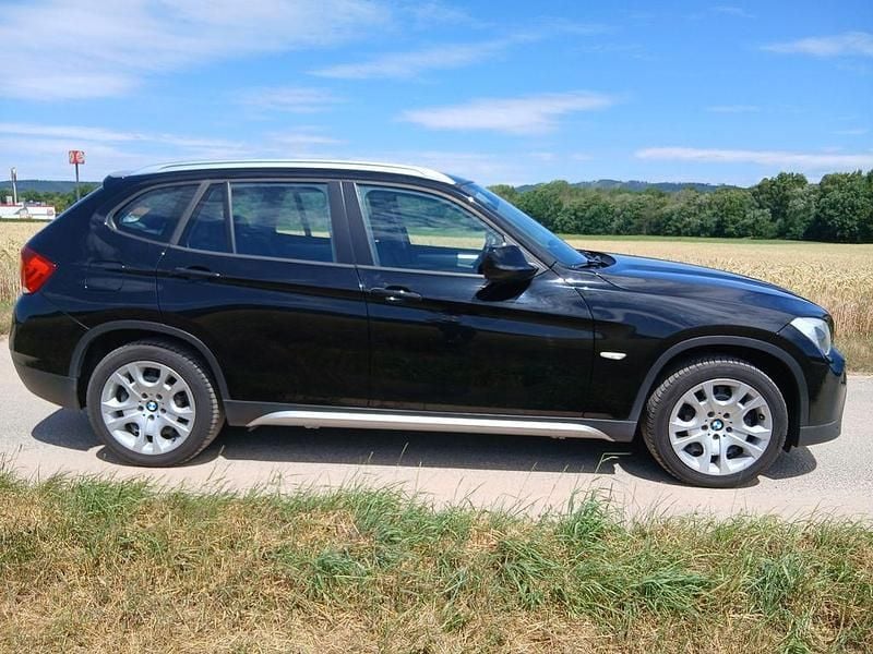 Schwarz Gebraucht 2010 BMW X1 SUV | 8.000 € (Guter Preis) - Bild 1/4