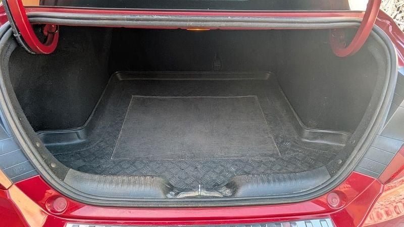Gebraucht Fiat Tipo Easy 95 PS (69 kW) 2016 Rot Limousine
