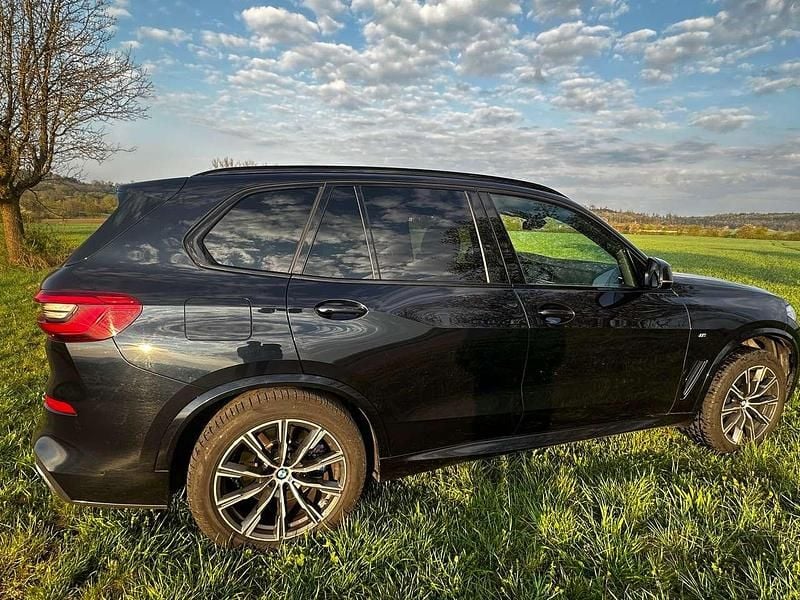 Second-hand BMW X5 265 CP (194 kW) 2019 Negru SUV