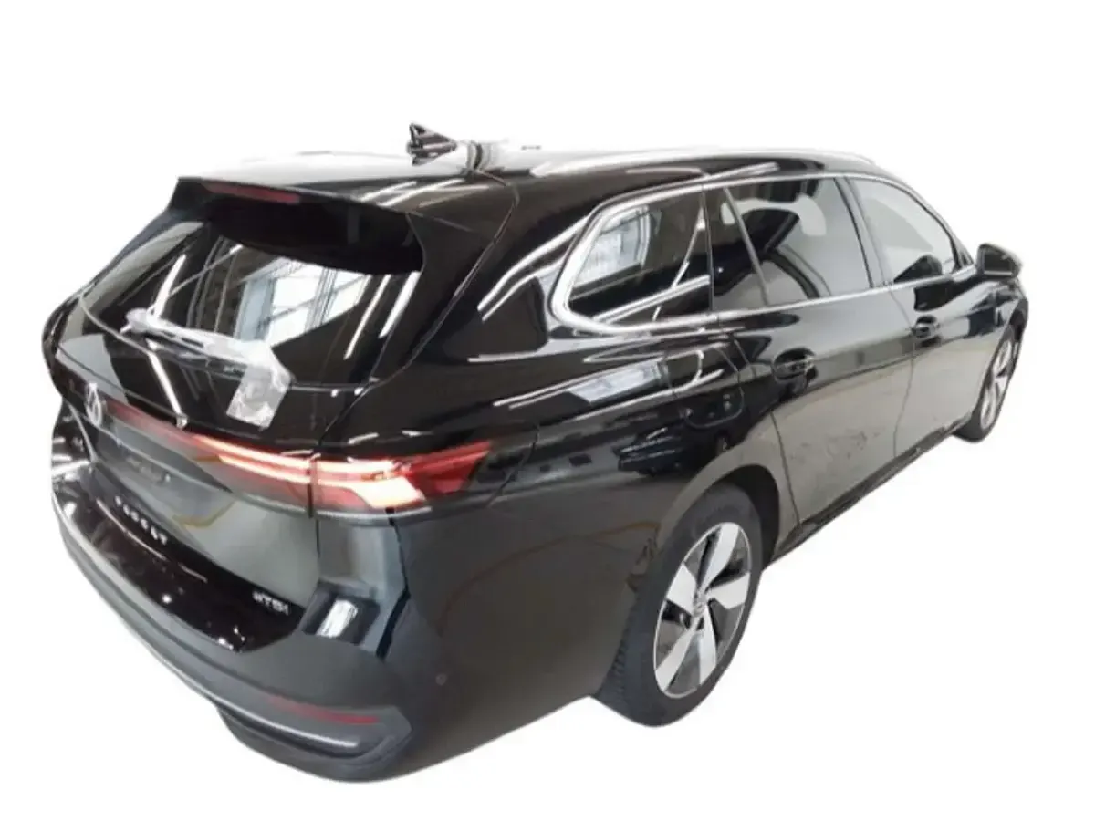 Gebraucht VW Passat Business 150 PS (110 kW) 2025 Schwarz Kombi