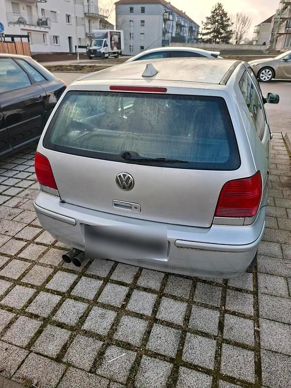 Gebraucht VW Polo 50 PS (36 kW) 2000 Silber Kleinwagen