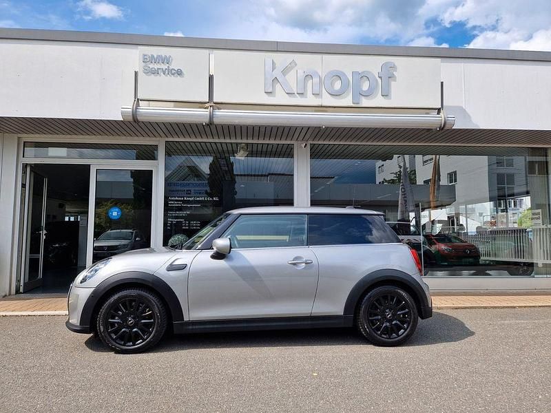 Gebraucht Mini Cooper 136 PS (100 kW) 2023 Silber Kleinwagen