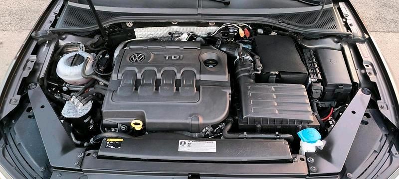 Gebraucht VW Passat 190 PS (139 kW) 2016 Braun Kombi