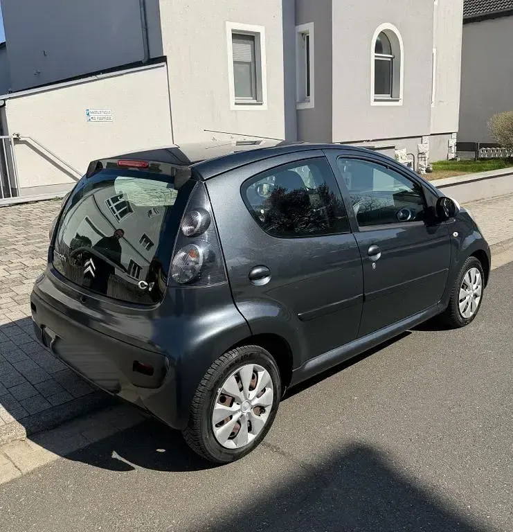 Gebraucht Citroën C1 68 PS (50 kW) 2011 Grau Kleinwagen