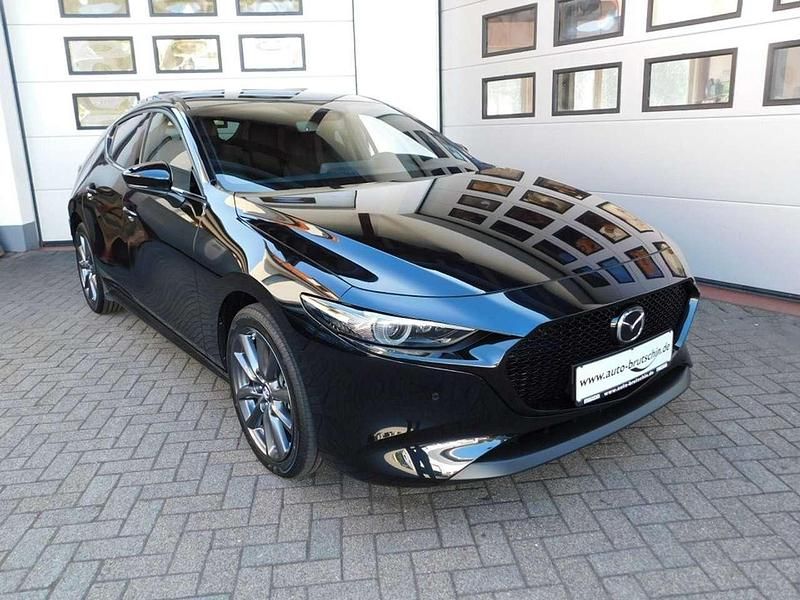 Gebraucht Mazda 3 Center-Line 140 PS (102 kW) 2025 Jet black Limousine