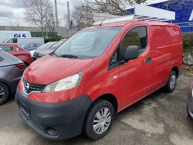 Gebraucht Nissan NV200 90 PS (66 kW) 2014 Rot Van / Kleinbus