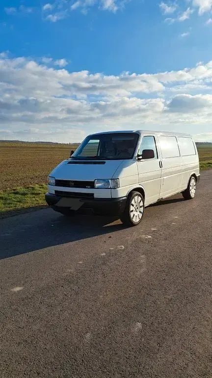Gebraucht VW T4 88 PS (64 kW) 2002 Weiß Van