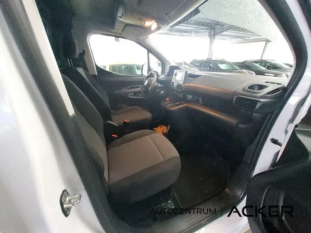 Gebraucht Peugeot E-Partner Premium 100 kW (136 PS) 2022 Eis weiß Van / Kleinbus