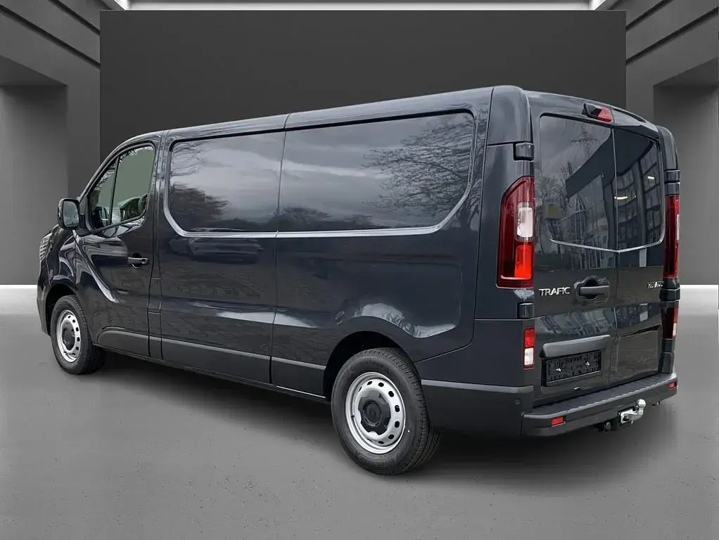 Ny Renault Trafic 170 HK (125 kW) 2025 Grå MPV