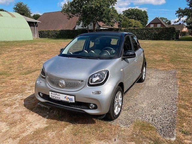 Gebraucht Smart ForFour Passion 71 PS (52 kW) 2015 Schwarz Kleinwagen