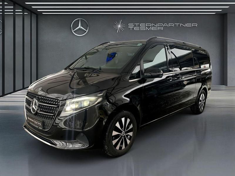 Gebraucht Mercedes V300 Avantgarde 237 PS (174 kW) 2024 Schwarz Van / Kleinbus