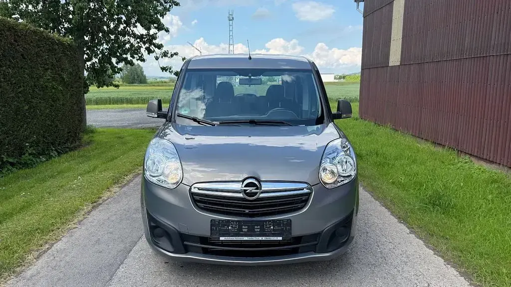 Gebraucht Opel Combo 120 PS (88 kW) 2017 Grau Van / Kleinbus