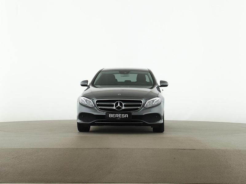 Gebraucht Mercedes E200 Avantgarde 184 PS (135 kW) 2017 Grau Limousine