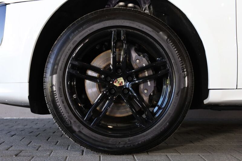 Gebraucht Porsche Macan 245 PS (180 kW) 2021 Weiß SUV