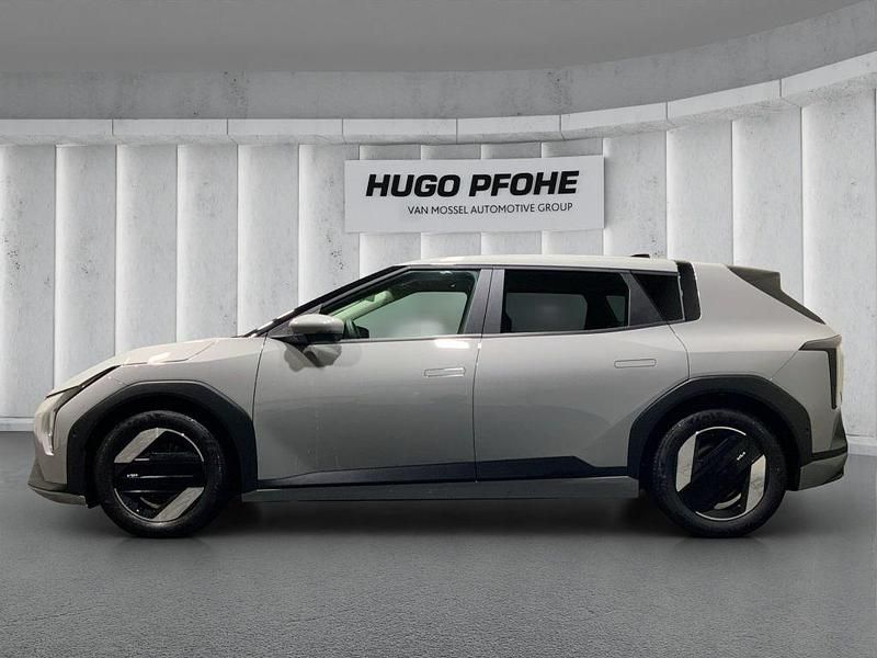 Neu Kia EV4 Earth 150 kW (204 PS) 2026 Grau Kleinwagen