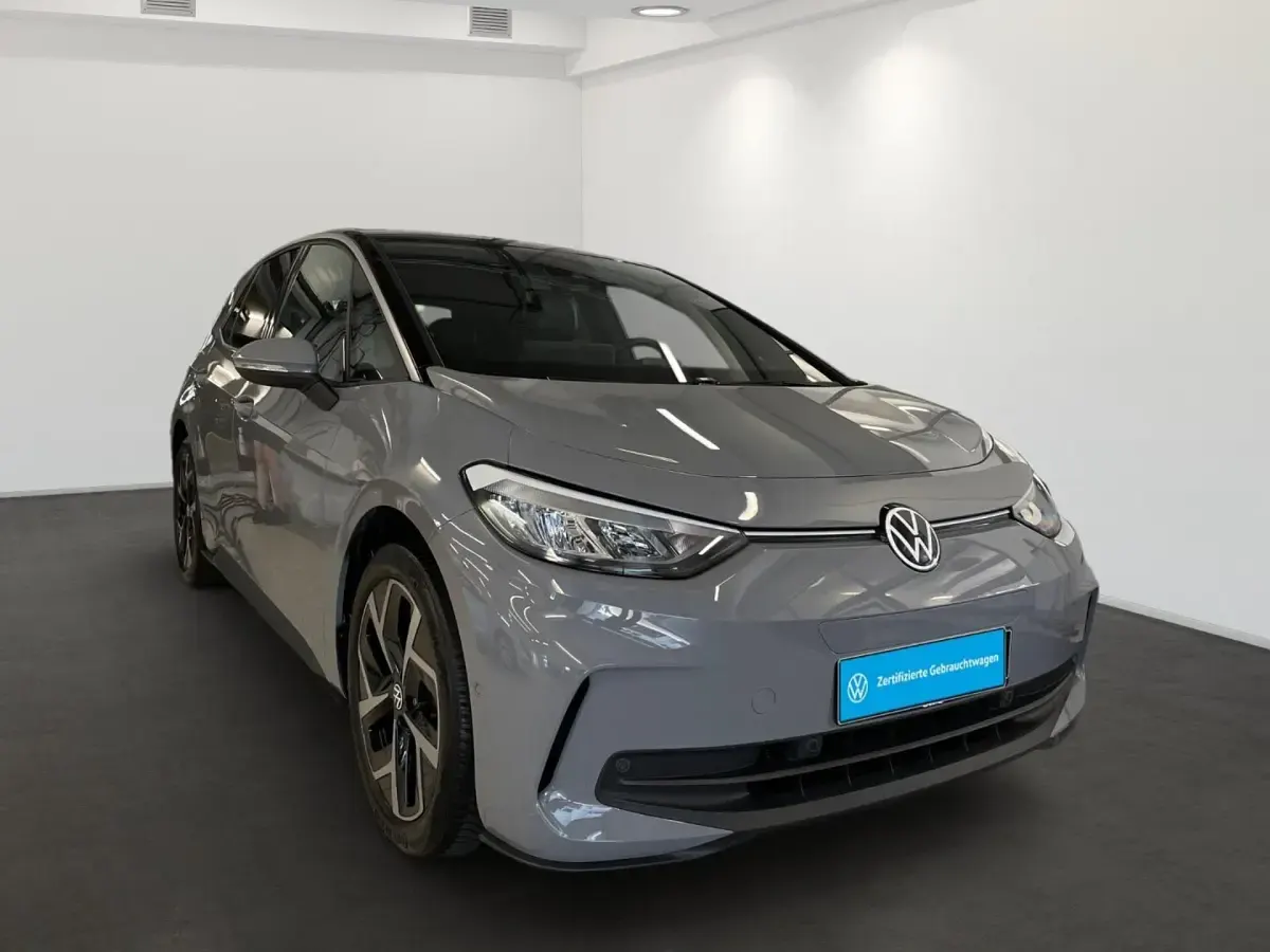Gebraucht VW ID.3 Pro 150 kW (204 PS) 2024 Grau Kleinwagen
