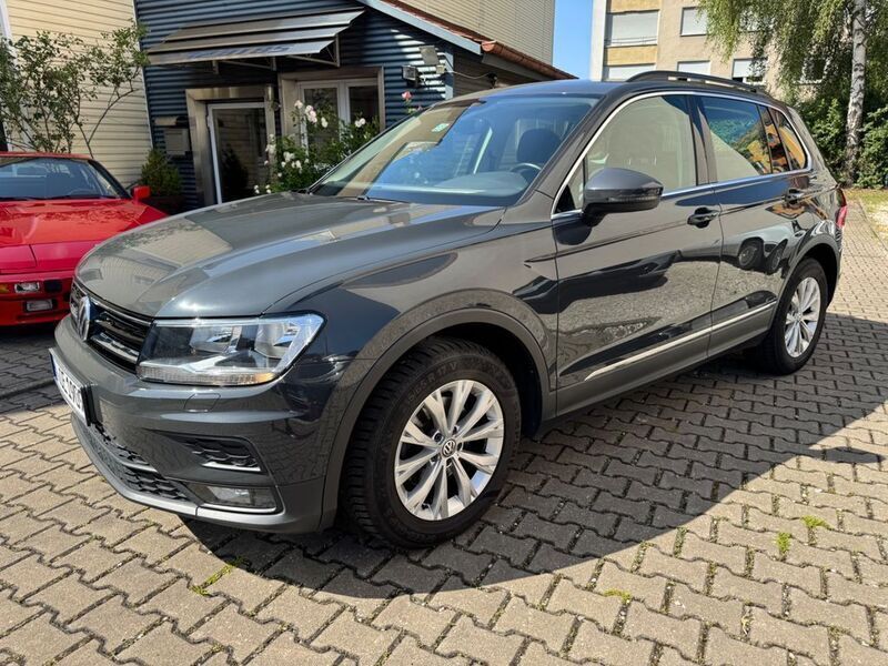 Uranograu Gebraucht 2020 VW Tiguan Comfortline SUV | 20.950 € (Guter Preis) - Bild 1/4