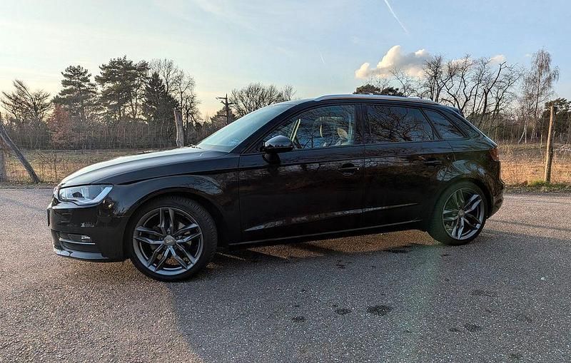 Gebraucht Audi A3 Ambition 125 PS (91 kW) 2015 Schwarz Limousine