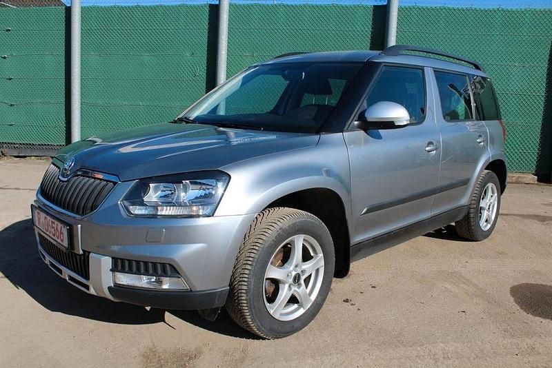 Gebraucht Skoda Yeti 125 PS (91 kW) 2016 Silber SUV