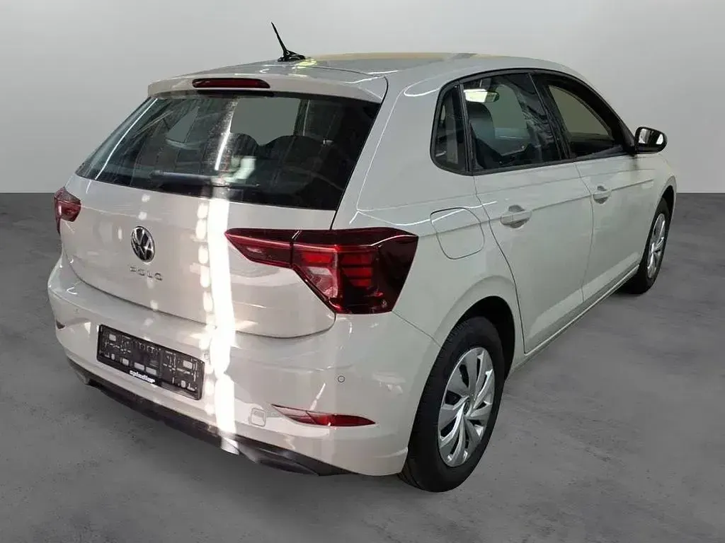 Gebraucht VW Polo Life 80 PS (58 kW) 2024 Ascotgrau Kleinwagen