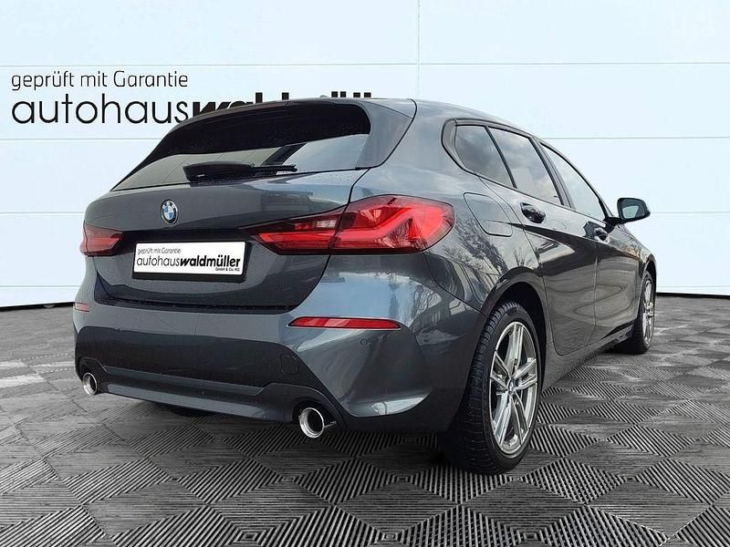 Gebraucht BMW 118 Advantage 150 PS (110 kW) 2021 Grau Kleinwagen