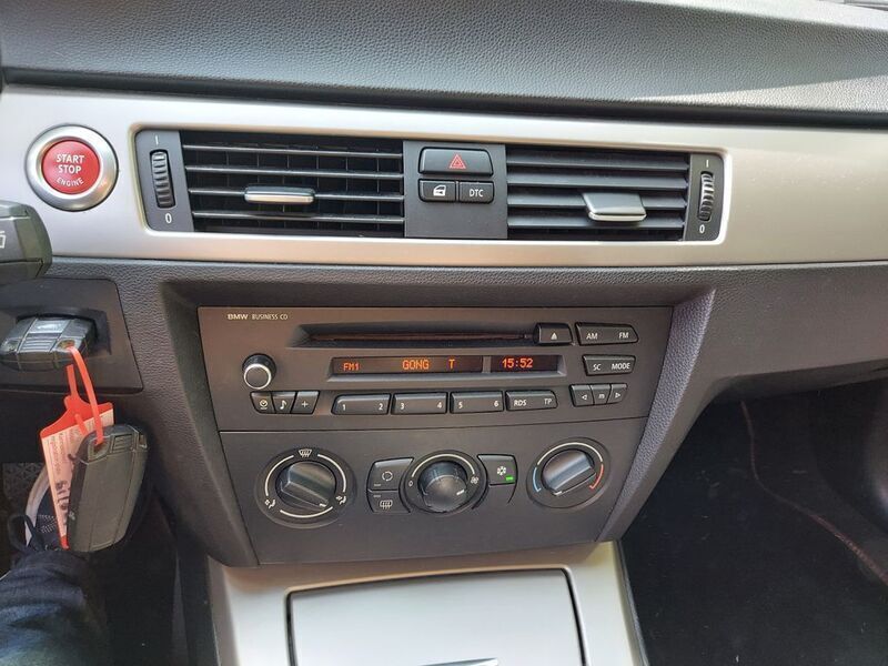 Gebraucht BMW 318 129 PS (94 kW) 2006 Silber Limousine