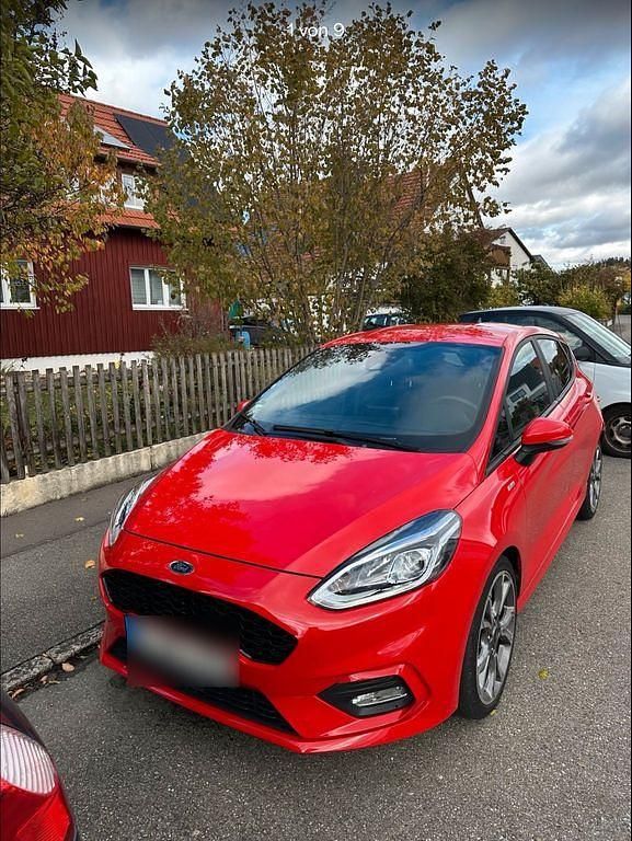 Rot Gebraucht 2018 Ford Fiesta ST-Line Limousine | 10.800 € (Guter Preis) - Bild 1/4