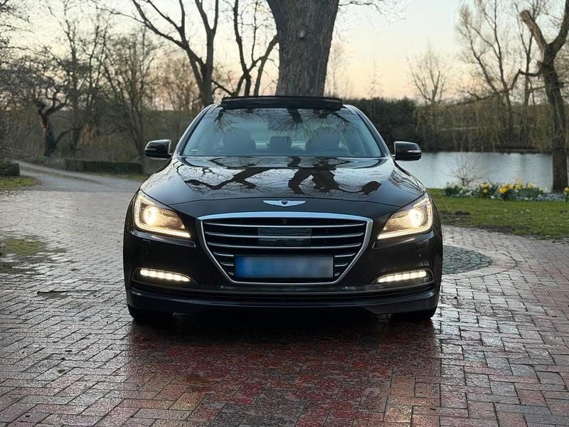 Gebraucht Hyundai Genesis 315 PS (231 kW) 2015 Braun Limousine