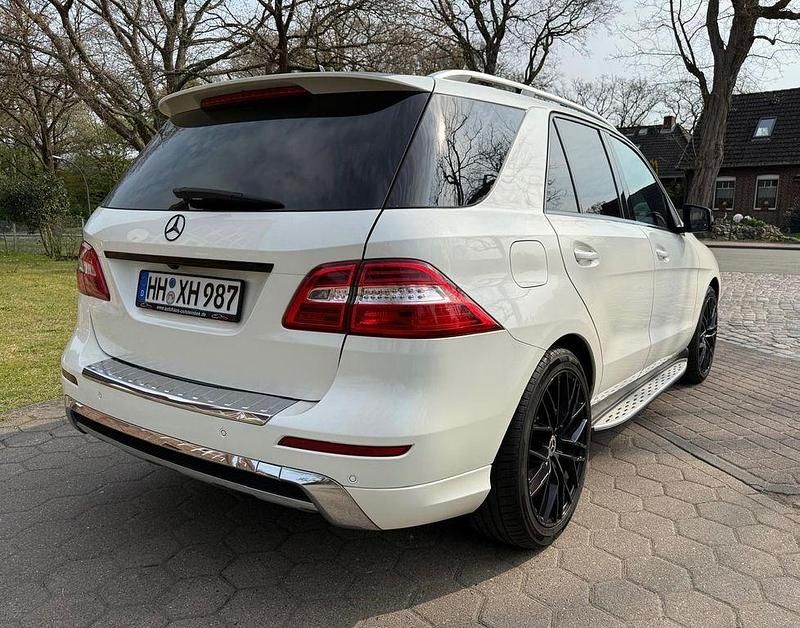 Second-hand Mercedes ML350 258 CP (189 kW) 2013 Alb SUV