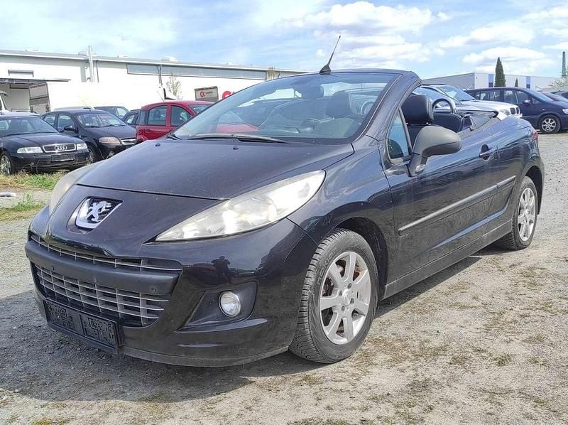 Gebraucht Peugeot 207 CC 109 PS (80 kW) 2009 Farbe schwarz obsidien Cabrio