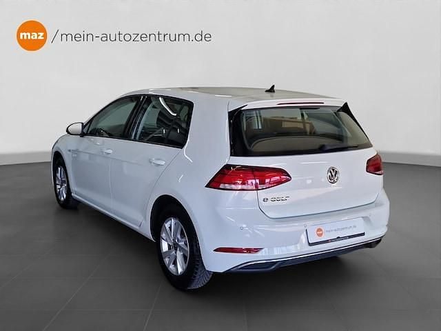 Gebraucht VW e-Golf 100 kW (136 PS) 2020 Kleinwagen