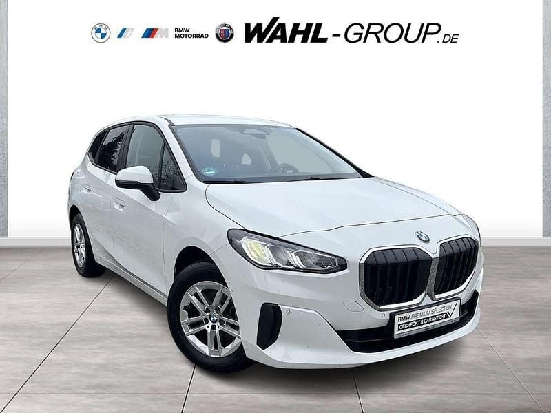 Gebraucht BMW 216 Active Tourer Sport Line 122 PS (89 kW) 2024 Weiß Van / Kleinbus