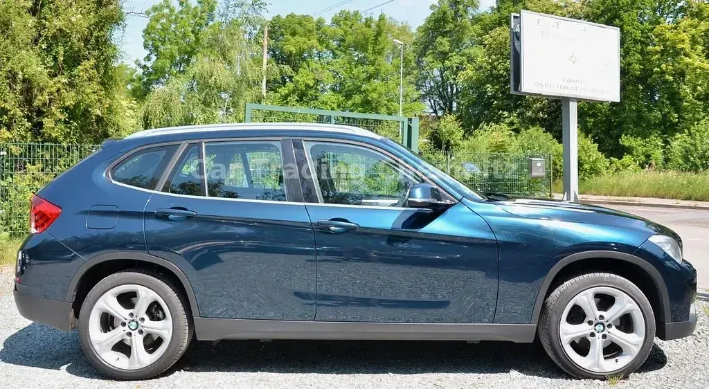 Gebraucht BMW X1 Sport Line 184 PS (135 kW) 2013 Blau SUV