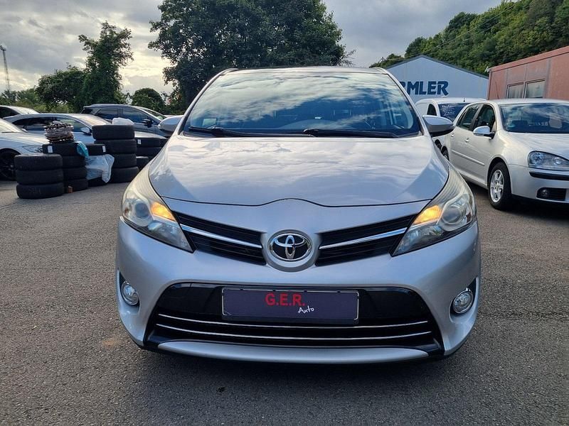 Gebraucht Toyota Verso 110 PS (80 kW) 2015 Beige Van / Kleinbus
