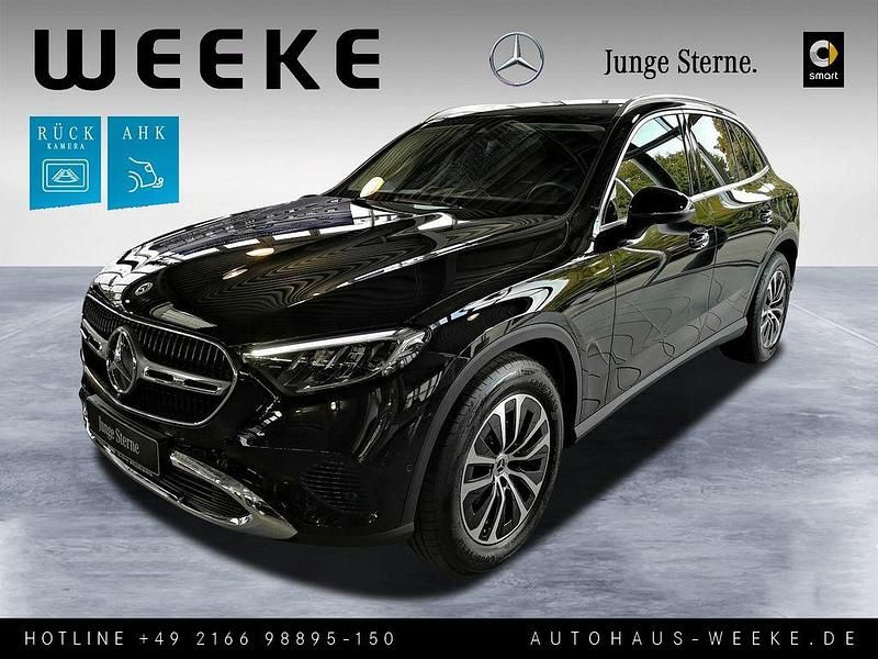 Lack obsidianschwarz Gebraucht 2024 Mercedes GLC220 Advanced Plus SUV | 53.978 € (Superpreis) - Bild 1/4
