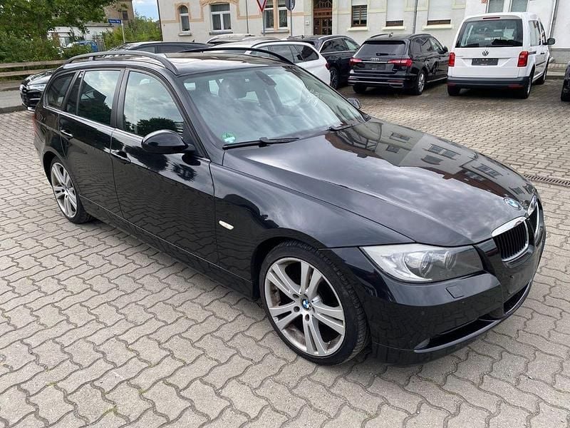 Schwarz Gebraucht 2008 BMW 320 Comfort Edition Kombi | 2.222 € (Superpreis) - Bild 1/4