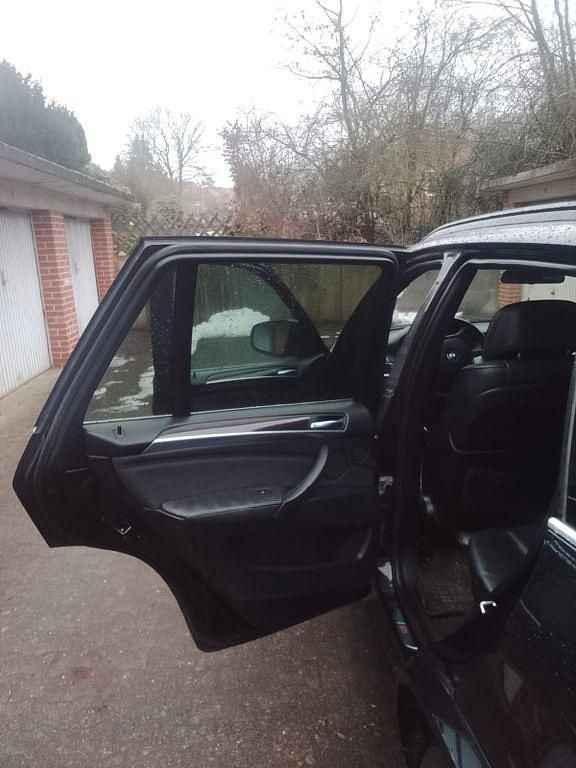 Gebraucht BMW X5 Performance 306 PS (225 kW) 2011 Schwarz SUV