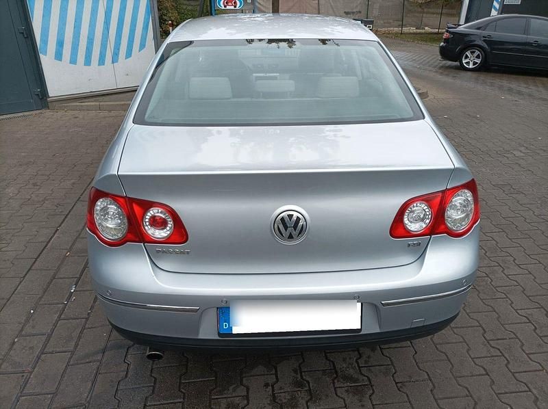 Gebraucht VW Passat Trendline 116 PS (85 kW) 2005 Silber Limousine