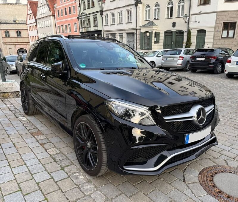 Schwarz Gebraucht 2016 Mercedes GLE63 AMG AMG SUV | 46.000 € (Superpreis) - Bild 1/2