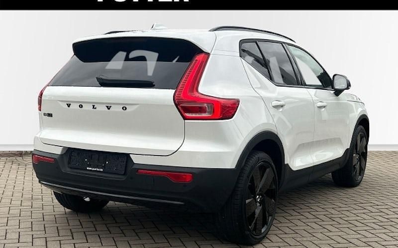 Neu Volvo EX40 Plus 175 kW (238 PS) 2025 Weiss SUV