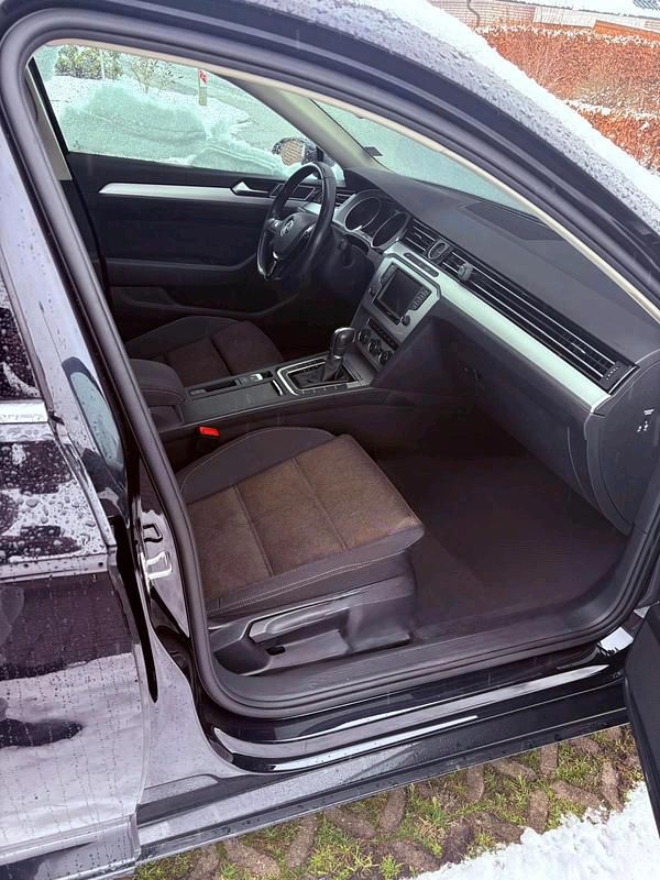 Gebraucht VW Passat 150 PS (110 kW) 2016 Schwarz Kombi
