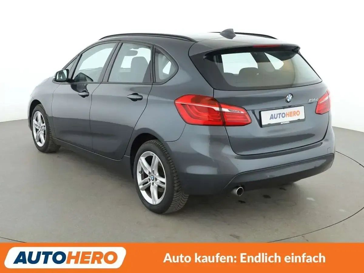 Gebraucht BMW 214 Active Tourer Advantage 95 PS (69 kW) 2016 Grau Van / Kleinbus