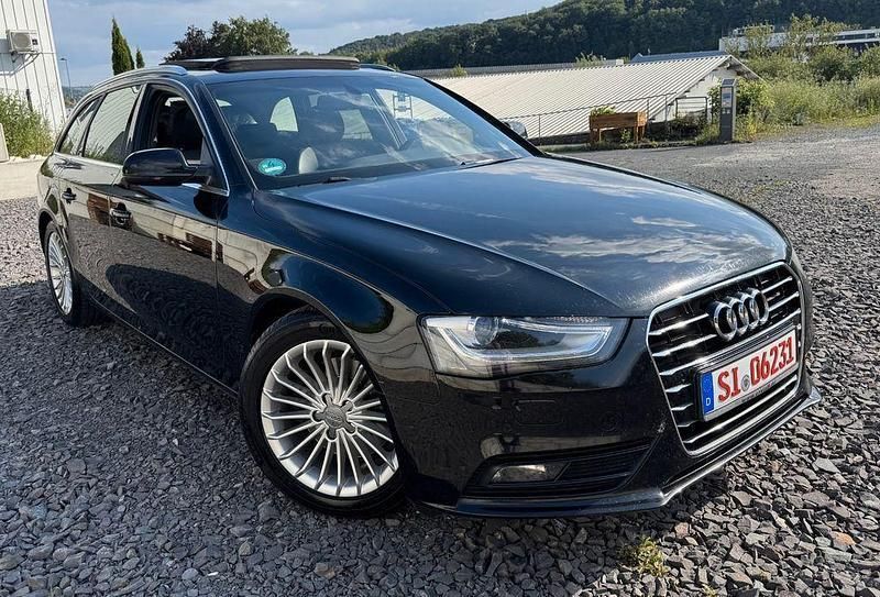 Schwarz Gebraucht 2013 Audi A4 Ambition Kombi | 11.900 € (Fairer Preis) - Bild 1/4