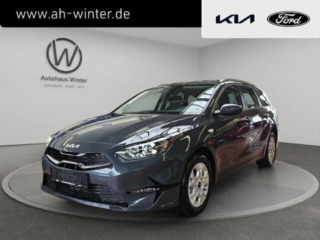 Grau Neu 2024 Kia Ceed Sportswagon Vision Kombi | 27.990 € (Teuer) - Bild 1/4