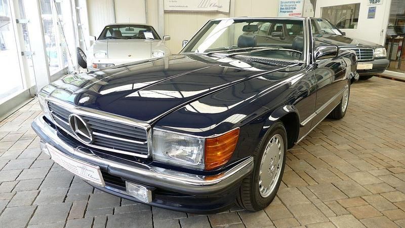 Gebraucht Mercedes SL300 179 PS (131 kW) 1989 Blau Cabrio